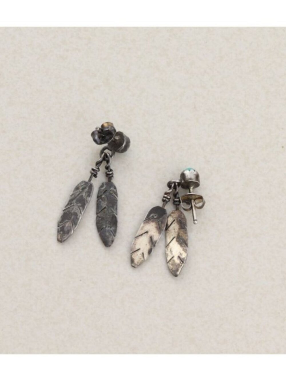 Sterling Silver Turquoise Leaf Earrings Dangle Drop 1 1/8" x 3/8" - Picture 7 of 7